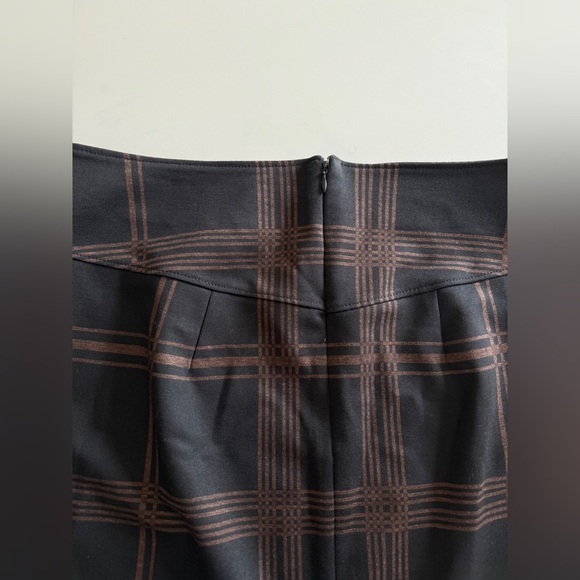 Halogen-Black and Brown-Plaid Mini Skirt-Fall-Classic-Preppy-Size S - Picture 5 of 10